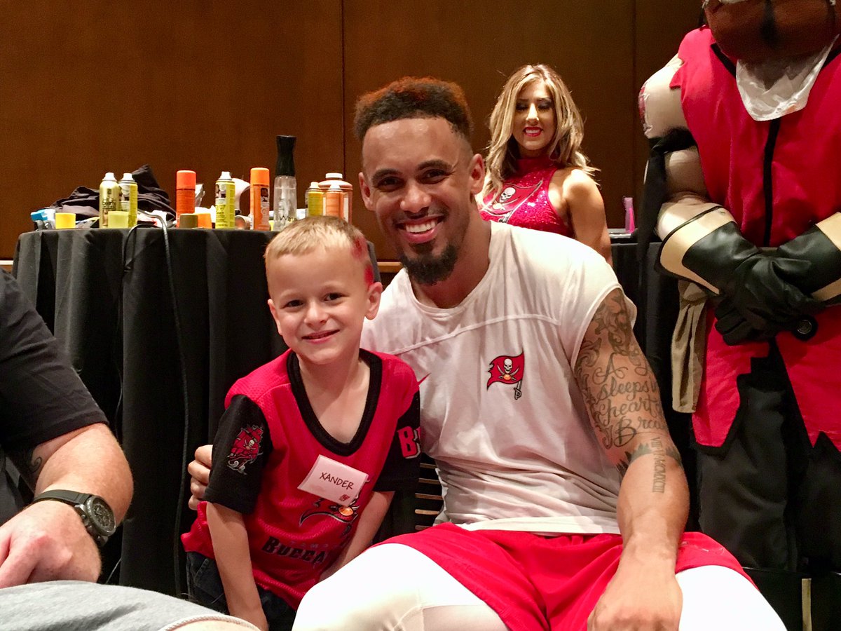 JennaLaineESPN's tweet photo. Red, pewter and orange hair coloring was definitely a hit at Bucs’ #CutForACure this year. All hair was done by children either currently battling or who had previously battled cancer. @kj_Brent @BlaineGabbert @bpinion05 https://t.co/OF621HcU0t