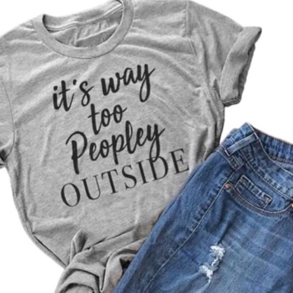 CaitlinClerque's tweet photo. So good I had to share! Check out all the items I'm loving on @Poshmarkapp #poshmark #fashion #style #shopmycloset #mightyfine #daraettinger #hotdoggraphictees: https://t.co/rWpjdLyFgC https://t.co/uK2OLYBAZr
