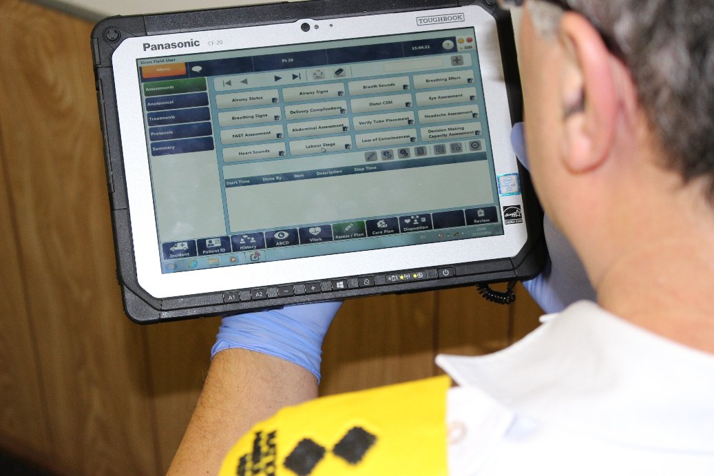 AmbulanceNAS's tweet photo. @AmbulanceNAS #ePCR has gone live in #Roscommon,  👏 👏 🚑 congratulations to all practitioners. #teamwork #Patientfirst @NasDirector @cathal1972 @dwillis01 #BuildingABetterHealthService @eHealthIreland @ehealth4all @CCIO_IRL https://t.co/NPz36SnFuk