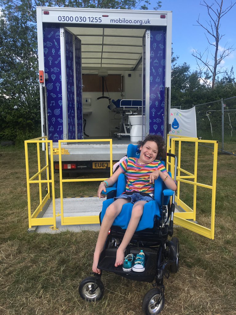 HopeIn0urHearts's tweet photo. Mummy promised me she’d never make me lay on a dirty bathroom floor. Really hope @RunFestRun can get a @MobilooUK unit for the weekend https://t.co/tBb79Chgzv