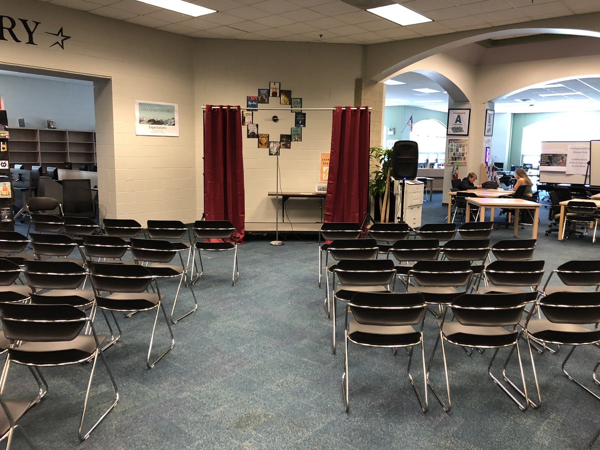 Ready for the moth presentations!!!