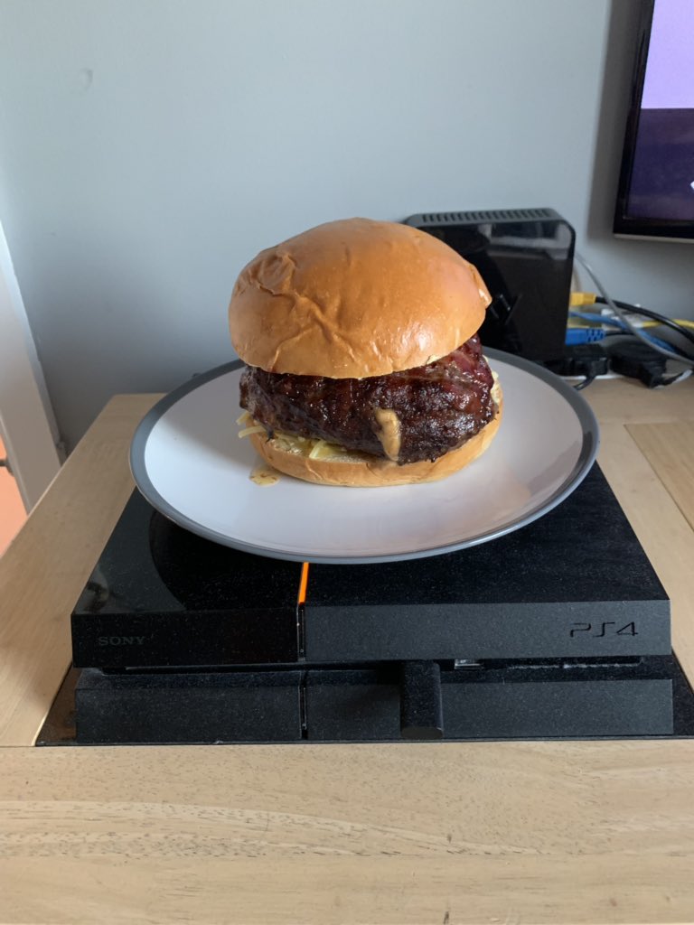 ScottBishopWAP's tweet photo. @headchefmatt18 This absolute monster of a burger from @marksandspencer 😱 PS4 for comparison https://t.co/WKdtrkvyR8