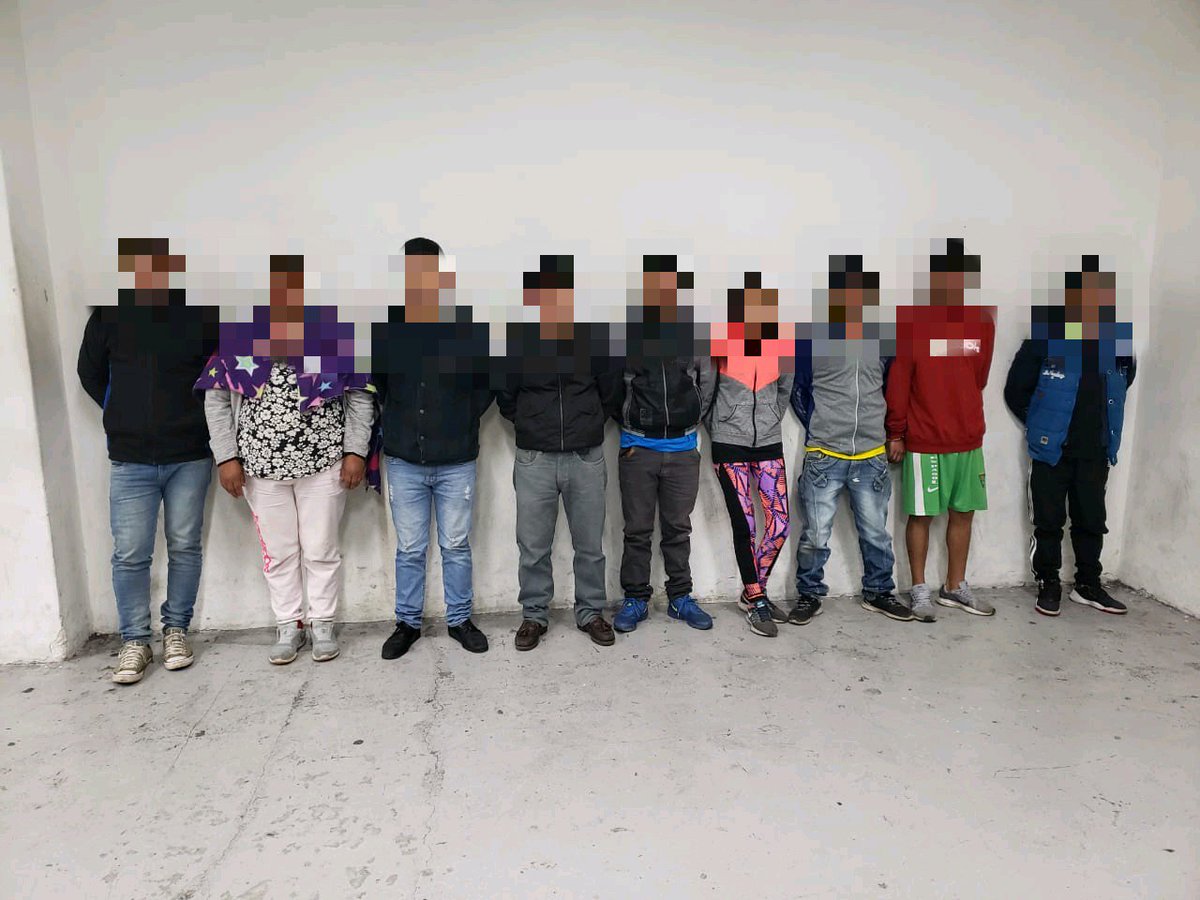 #QuitoMásSeguro| En RP. se informó detalles del op. "Horus 2", donde se aprehendió a 13 personas entre ellos 4 adolescentes, por el delito de asociación ilícita, quienes operaban bajo la modalidad de arranche, en el sector de la Mariscal #UIO. 
👉Boletín: bit.ly/2Mi7a4b