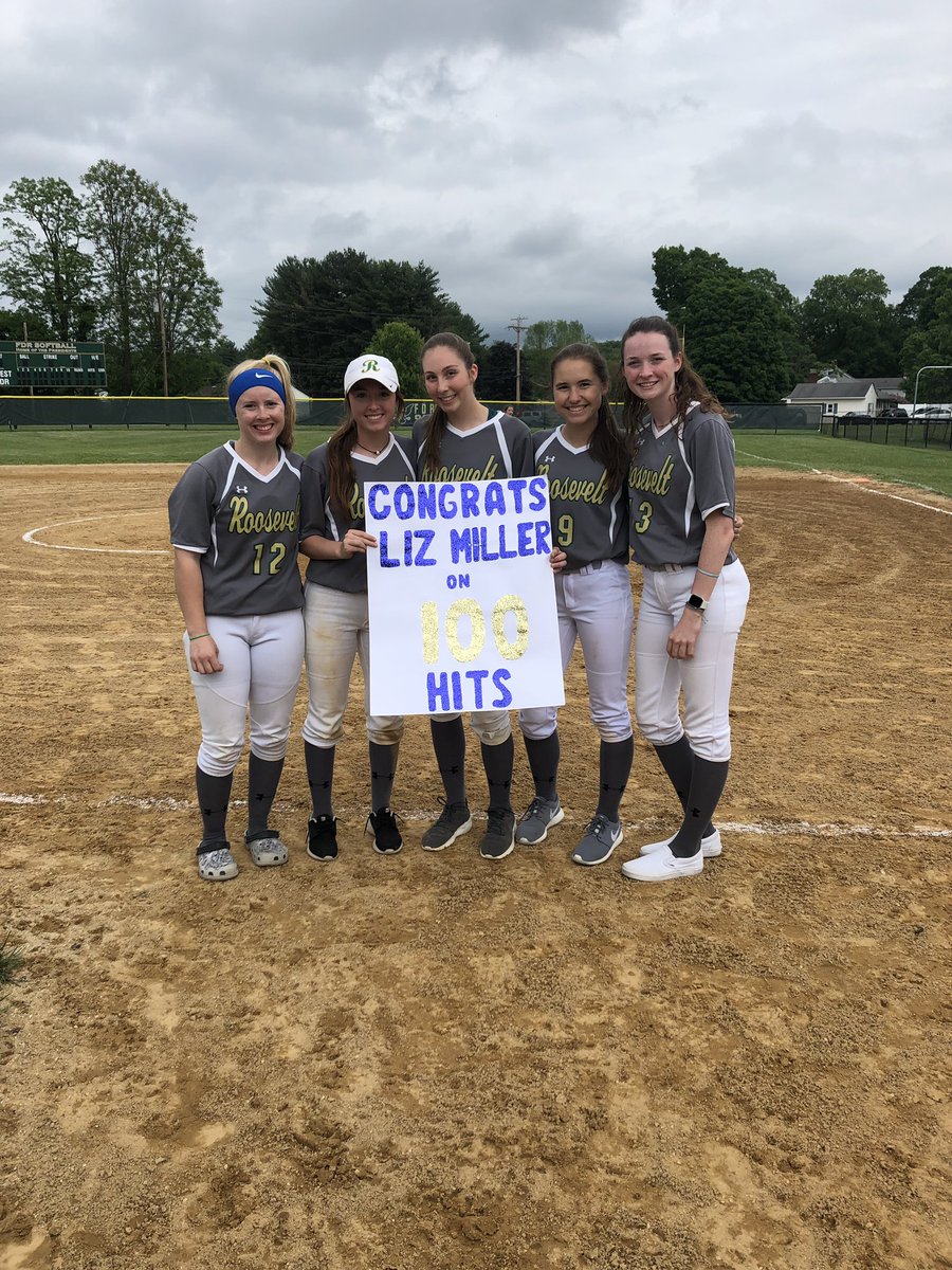 FDRSoftball's tweet photo. BIG congratulations to our senior Liz Miller on her 100 hits. Just in time and going into semi finals in style 😎 #fdrsoftball #seniortings @PJSports @FreemanSports @HVSportsReport @athleticshpcsd  @lizzie18888 https://t.co/YNqkSGTNtz