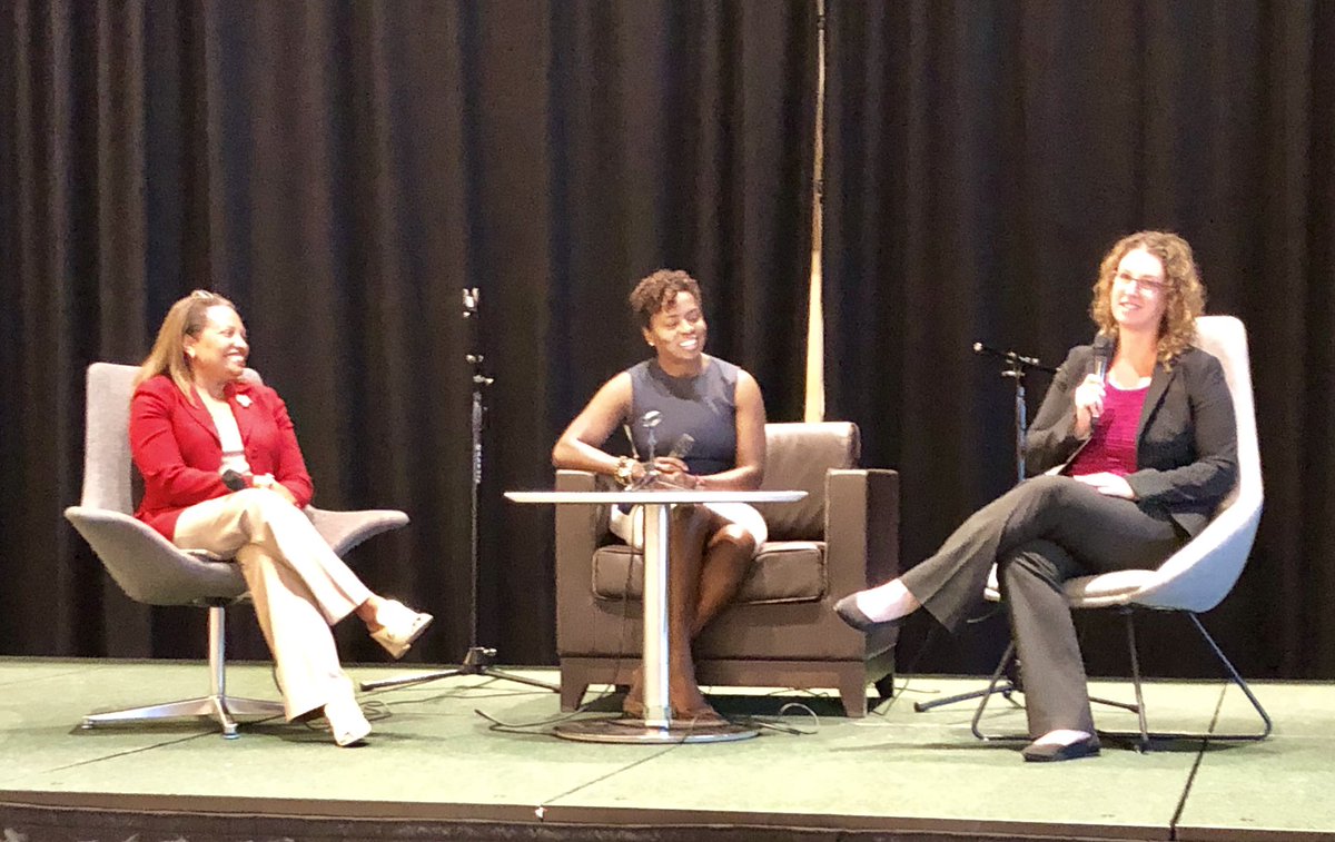 HOCMC's tweet photo. #MAHRA MARC NAHRO brings @nahroceo Adrianne Todman and @NLIHC President/CEO @dianeyentel together for a special session, “#Women in #Leadership Panel: We Should All Be Feminists” moderated by @HOCMC COO @ShaunaMSorrells #FrameworkForward @NAHROnational @MARCNAHRO1 https://t.co/RJWkmne5Bc