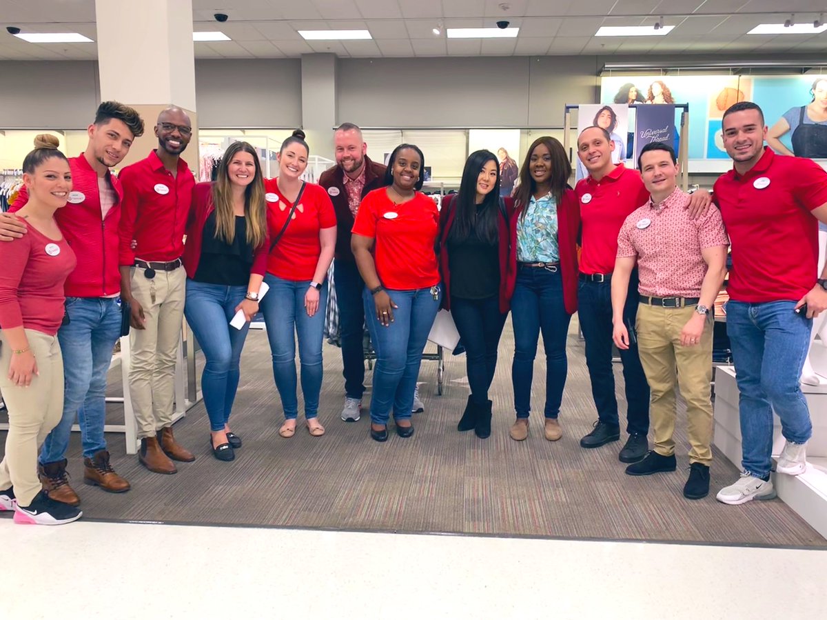 jesusrubio092's tweet photo. Another amazing visit here at #T2475 Highlighting our teams service and engagement culture. It was a pleasure having you here @bradw_taylor @pak_nancy @misslamiya @ShannonTGTLady @RobDeMo20 @Abigail02475 @MikeCasolino https://t.co/rvIP5EwsZq
