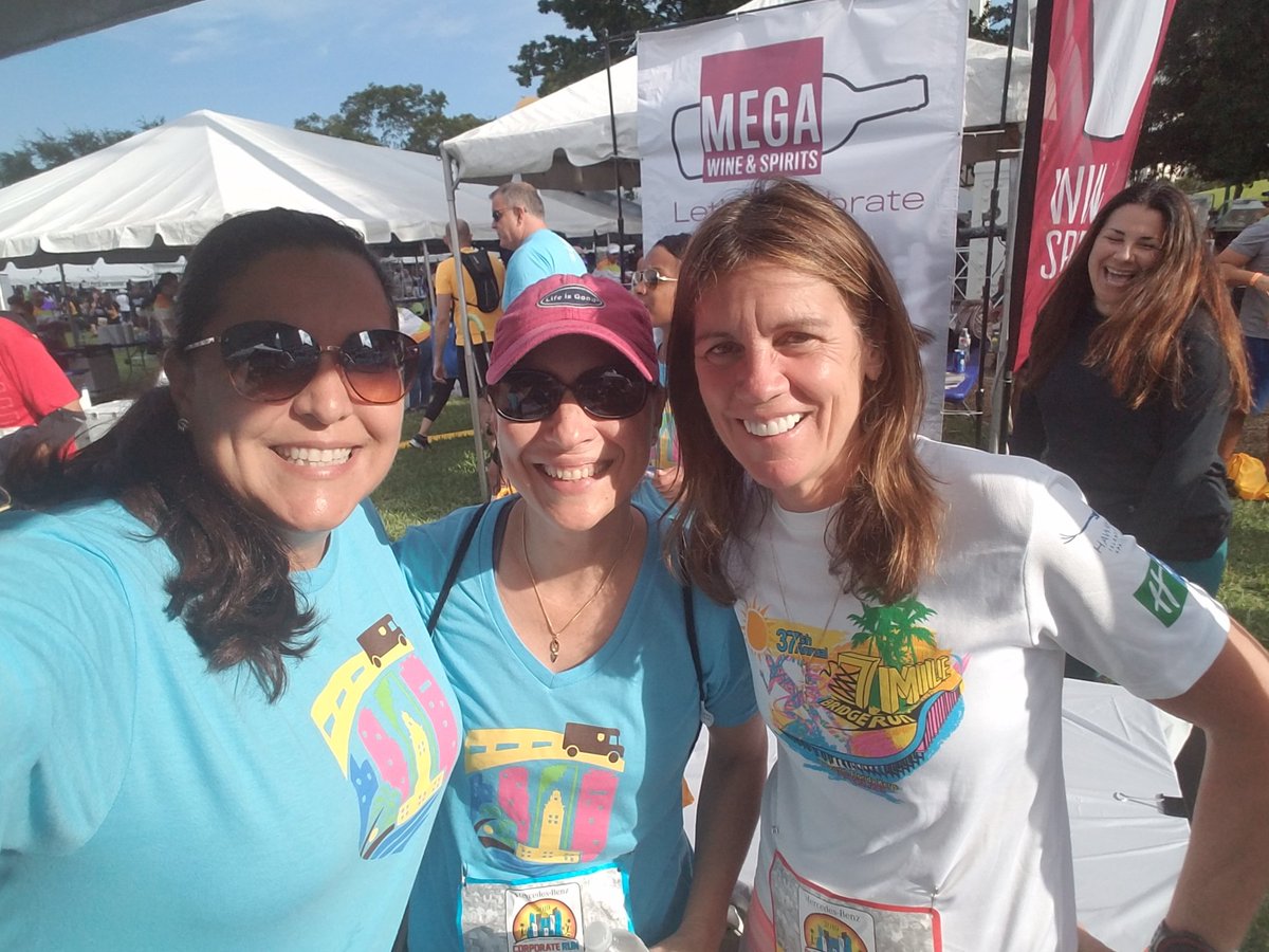 SoFloBDUPSers's tweet photo. Staying in shape with my crew at the Miami 5K - Mercedes Benz Corp run...always a great event! #WeAreUPS https://t.co/akgIOUlRk8