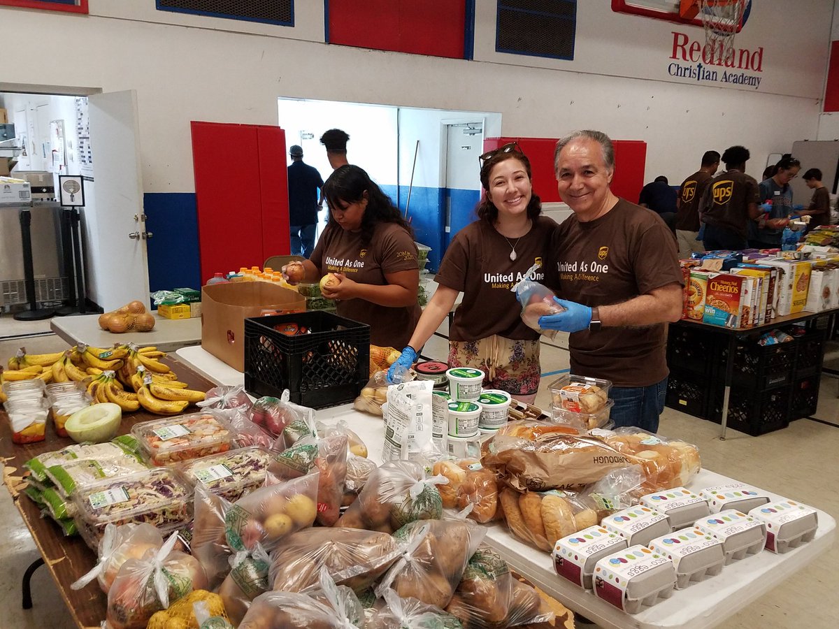 SoFloBDUPSers's tweet photo. Helping others and making a difference in our communities is such a core part of Our UPS culture...I'm proud to work with such phenomenal caring people. #BridgetoHope, #UPSCares https://t.co/dipSORldjt
