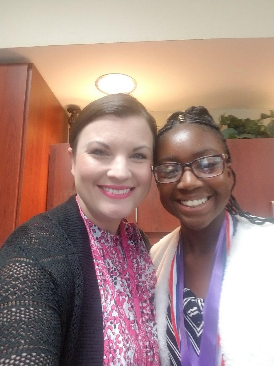 Jenna Lowe tweet media