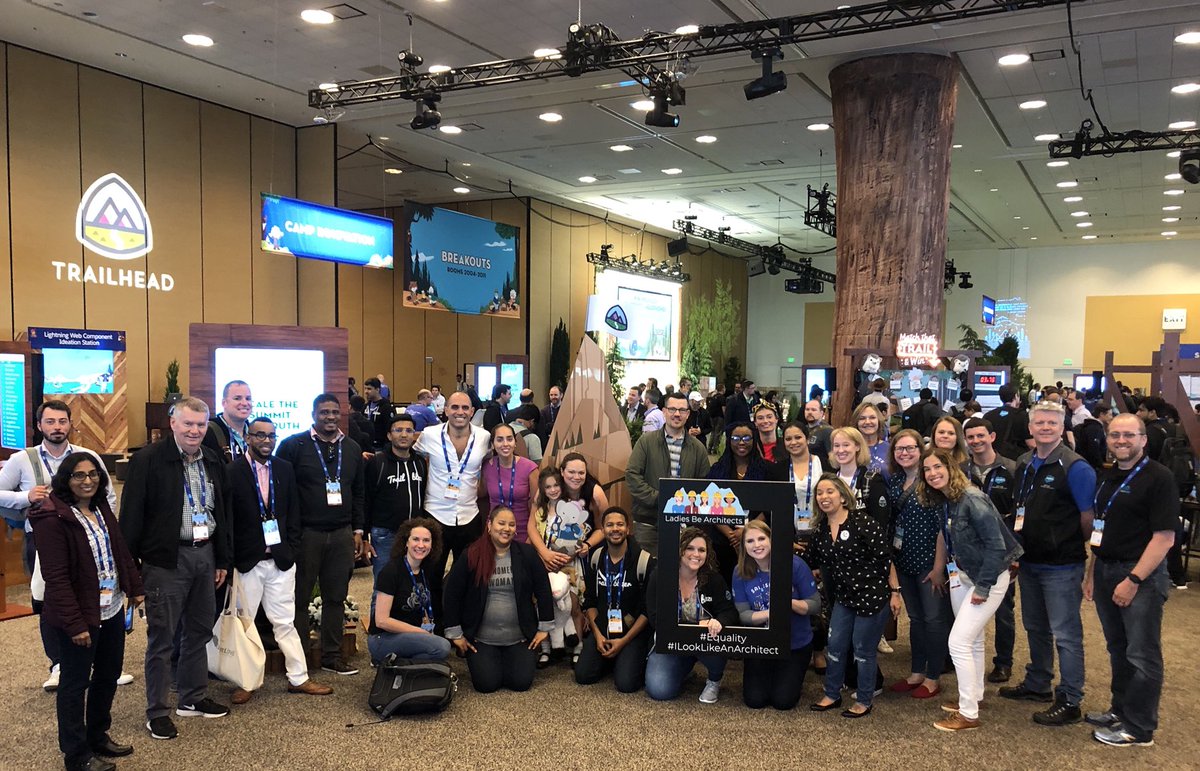No better way to wrap up <a href="/salesforce/">Salesforce</a> #trailheadx19 than by discussing Architect diversity with <a href="/sunnydalelow/">Susannah Kate Plaisted</a>, @NataliaLeonSF, <a href="/Rabedela/">Rebe de la Paz</a>, and <a href="/aldoforce/">Aldo Fernandez</a> !! Thank you for the ideas to keep us on path and encourage others on the arch #JourneyToCTA ! #equality #ILookLikeAnArchitect