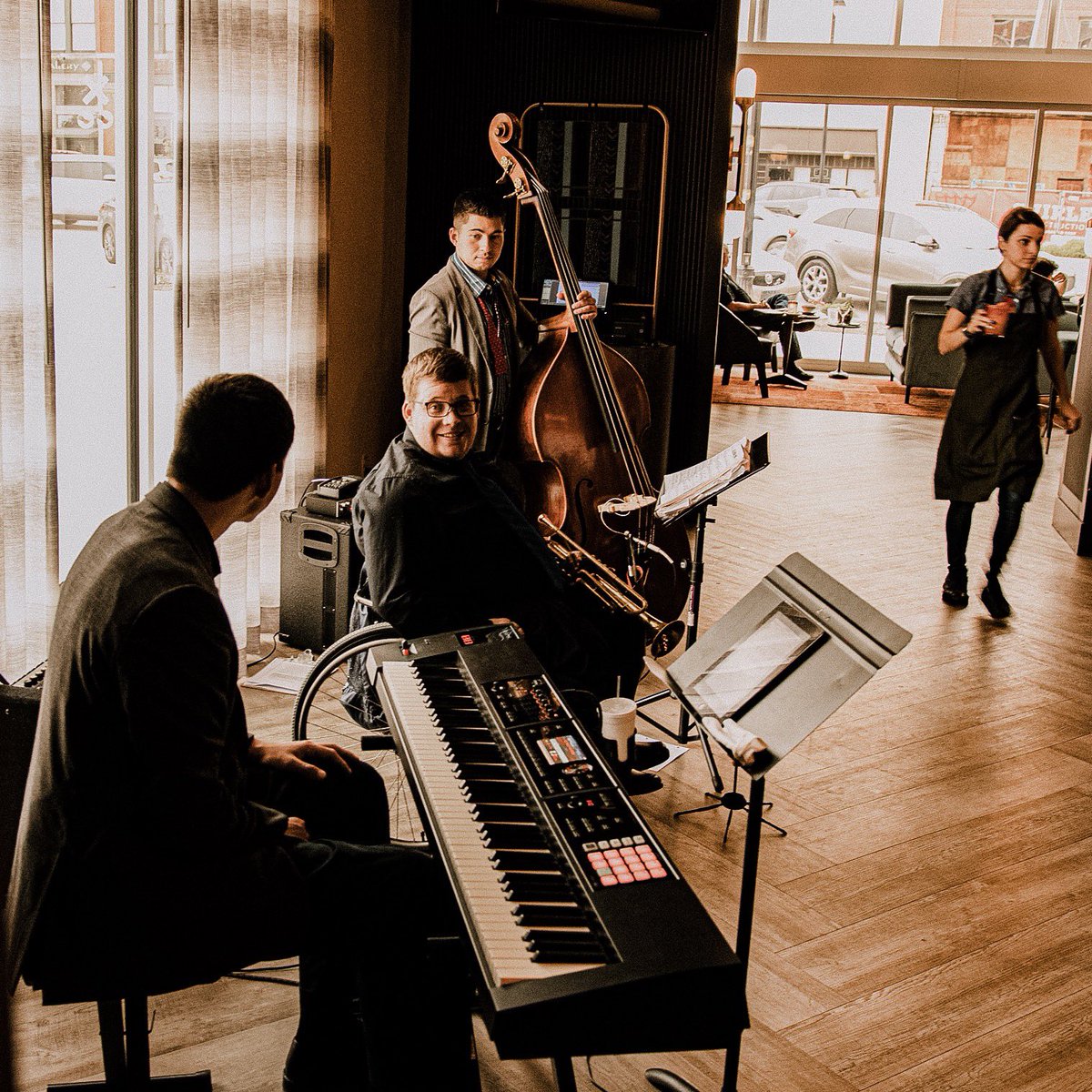 Forrest Evans and Co supplied the perfect backdrop to our new cocktail launch party last week. If you haven’t tried one yet be sure to change that this weekend ✨