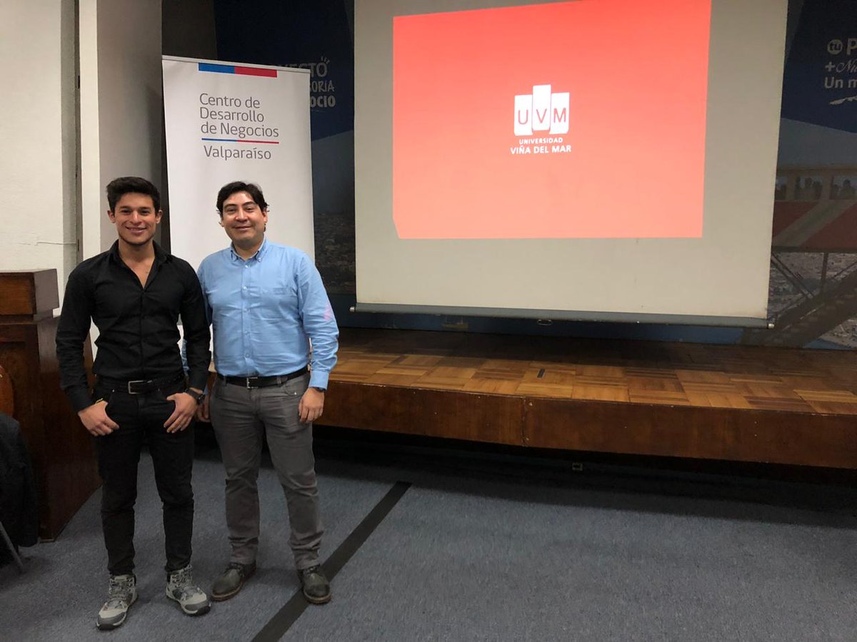 UVM_cl's tweet photo. Docentes de la Esc. de Ingeniería y Negocios, Ricardo Pruneda y Franco Salazar dictaron charla de gestión financiera en la primera versión del programa Escuela de la Mujer - Fortalecimiento Empresarial Femenino del Centro de Desarrollo de Negocios de Valparaíso @FrancoPsd https://t.co/EiSec64n2l