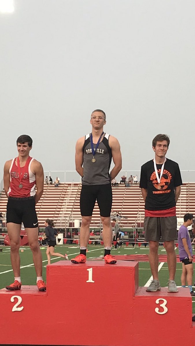 RAHSTrack's tweet photo. Quinn Walker goes #sub50 in the #400m ... again. With a time of 49.95 he is your #Section4AA champion and headed to the #StateTournament ... again. https://t.co/QrH3BGvm46