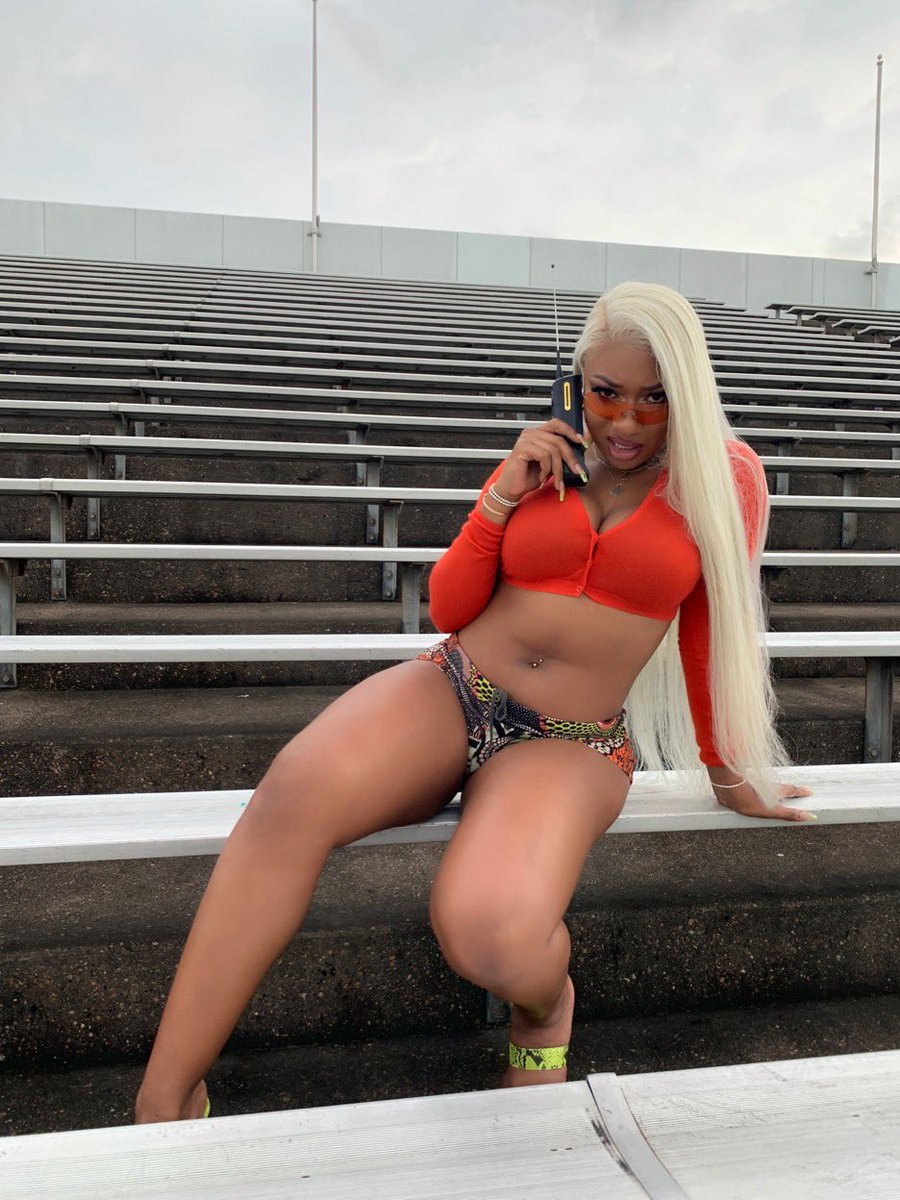 theestallion's tweet image. Hot girl shit 🔥