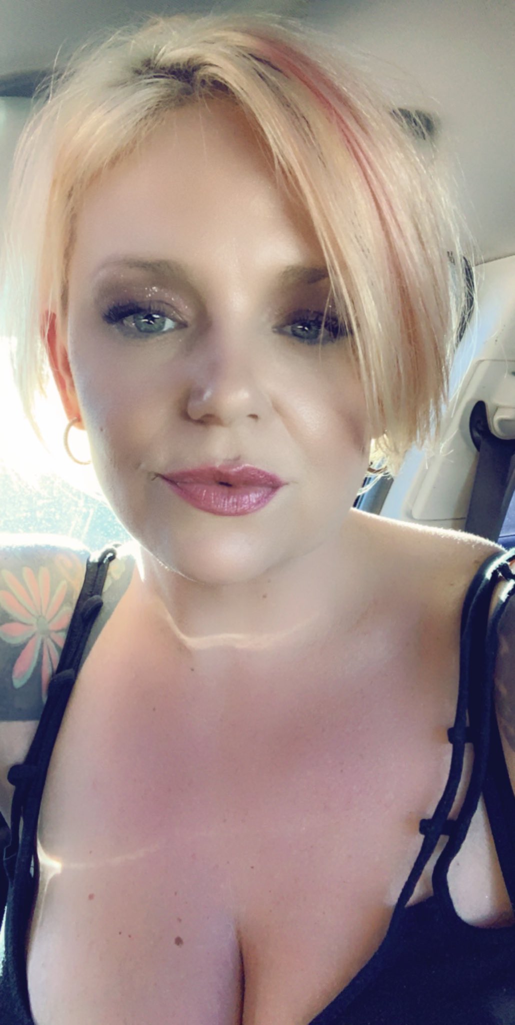 2 pic. Heyyyy https://t.co/MI8mLn3ERU