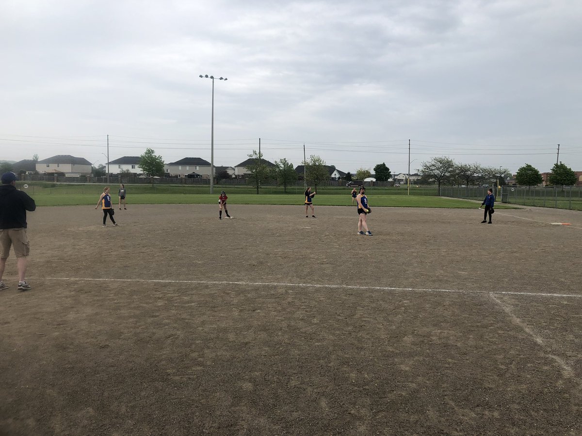 BroadheadGreg's tweet photo. #MsGraham and I are so proud of the @SummersCorners Senior Girls Softball team for going undefeated and winning our 3rd straight regionals!! @ElementaryAthl1 @hometownplayca https://t.co/BNjwlOtH6z
