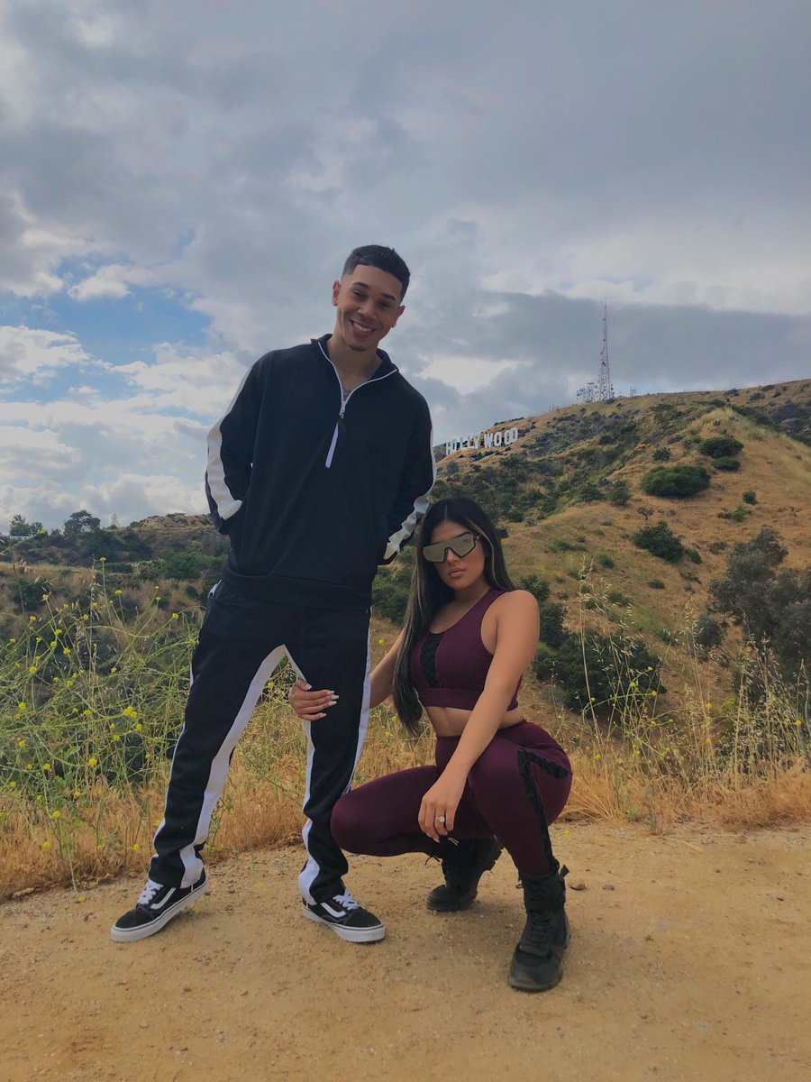 antxana's tweet photo. New Vlog Up on our YT Channel ❤️ Hollywood Cali Vlog- click the link below to watch😚 
https://t.co/zh2YiGjRu8 https://t.co/Xi9JpOyYZg