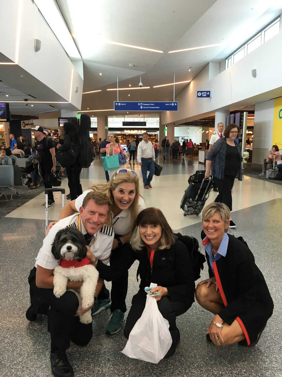 LAX_Insider's tweet photo. RT LAXPUPS: Happy Cosmo had a great time today SouthwestAir in terminal 1 flyLAXairport https://t.co/e27gAYwuwm