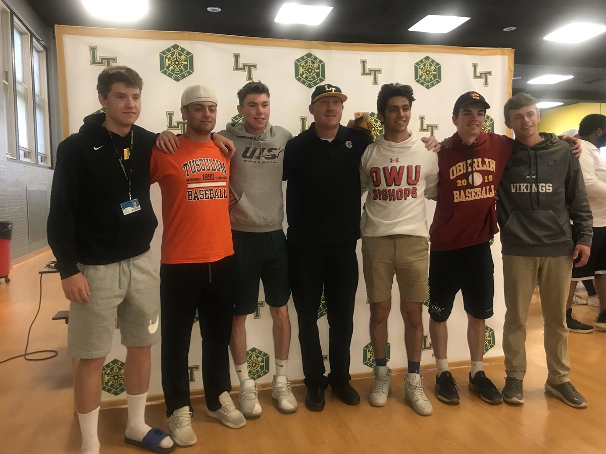 BoostersLane's tweet photo. Lane Tech College Signing Day - 2019 Congratulations to our guys. Go Lane Go! @LTBaseball @johnnycolombo2 @mpersh17 @WillHeffernan5 @Anthonyguy04 @rigel__v @sfrmn939 @BaileyFutch https://t.co/y1K8uvR0E4