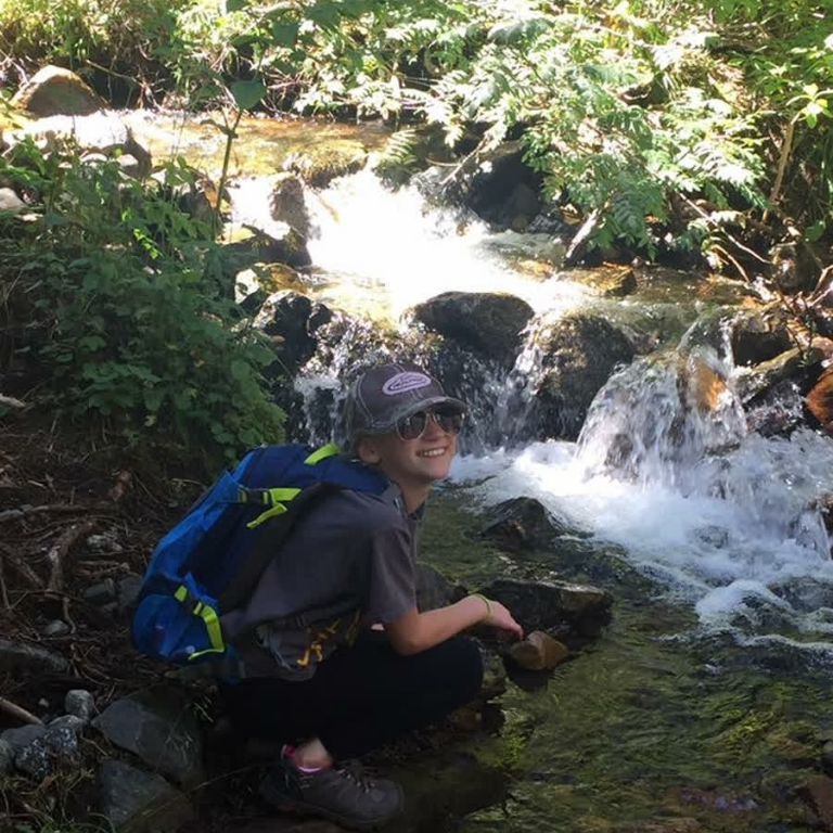 stayinredriver's tweet photo. #hiking Hiking in the mountains always sparks a smile! Photo provided by Kristen R. #NewMexico #Travel #MountainPlayground #Nature #Vacation #EnchantedCircle #Adventure #exploreredriver #visitnm #visitredriver https://t.co/be7dEgBPyR