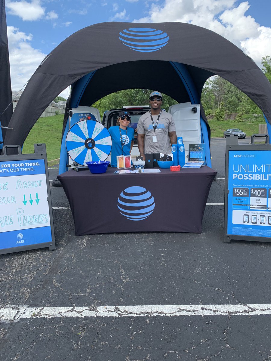 DanielBonneratt's tweet photo. Letβs cook
Mdu #fiber
#ATTReadyToGo
#getcaughtbeinggreat
@Michell48280862 @matthew_kobel @Brandon_Loc @wisdom_bradley https://t.co/flDCaYQxOo