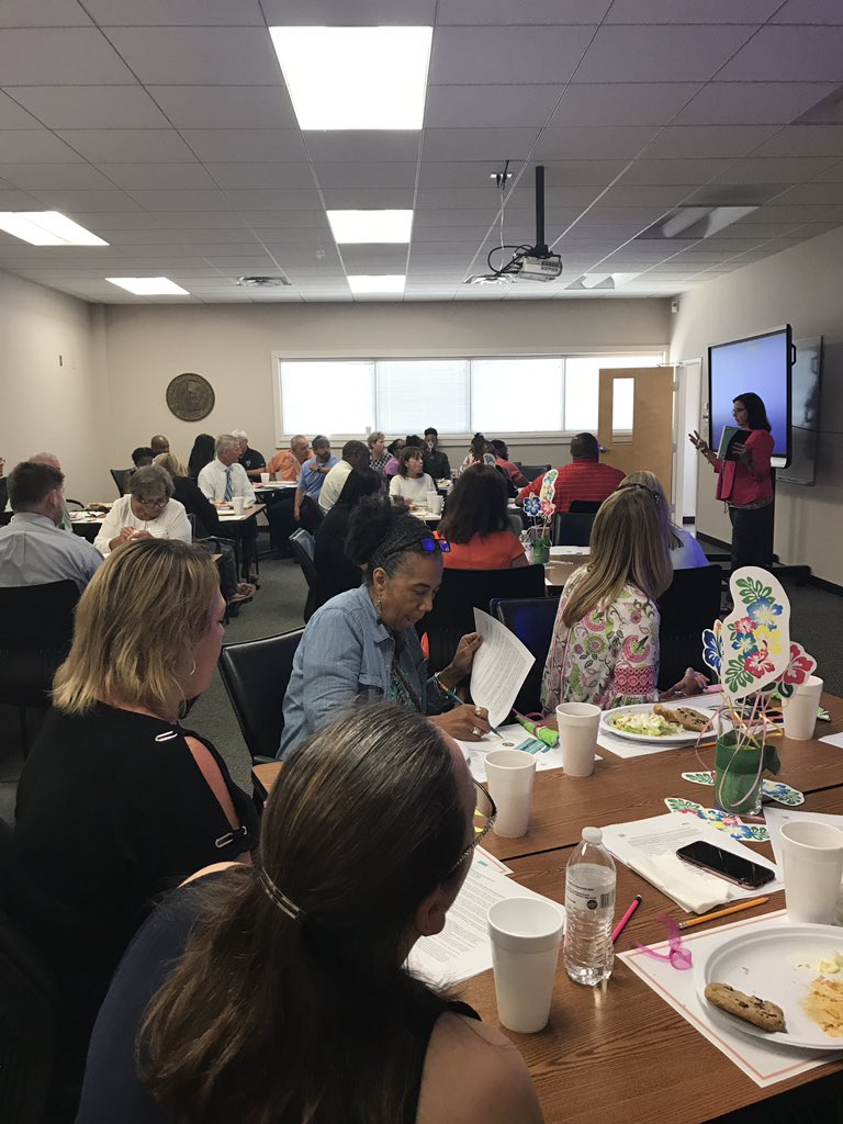 RichmondCoCTE's tweet photo. Maybe the BEST @rcsraiders CTE Business Advisory Council meeting Ever. #focusonresiliency #rcsctematters #BetterTogether https://t.co/hMll7BjP8t