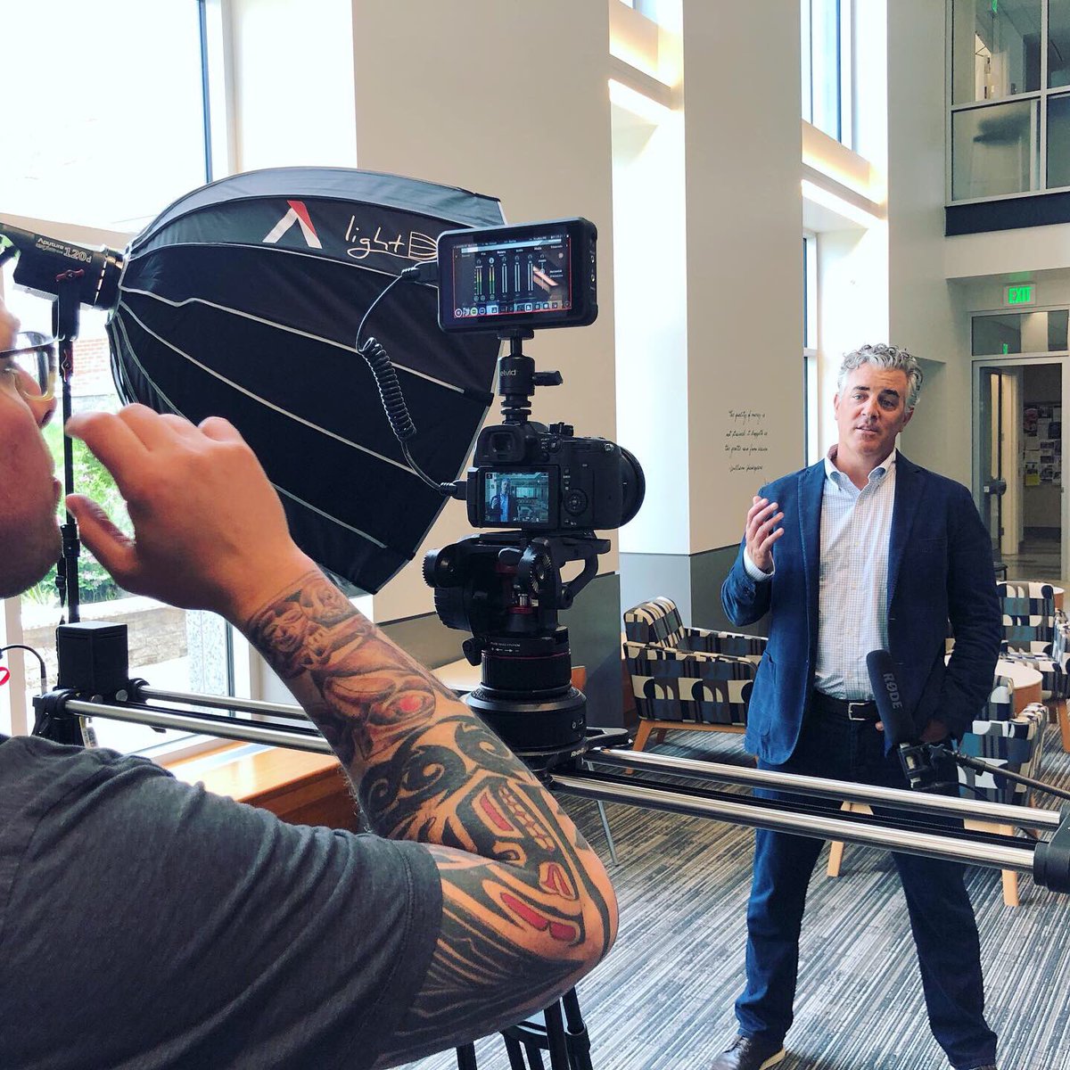 whitejoyal's tweet photo. A whirlwind two days of filming  🎥 from #Boston #MA to #Durham #NH. 🚗 Throw in the #StanleyCup🏆🏒 Game 2 with the @NHLBruins ... and it was a well rounded trip. #Game2 #NHL #BostonBruins @GetBoosterCo https://t.co/HhRNOai5jS