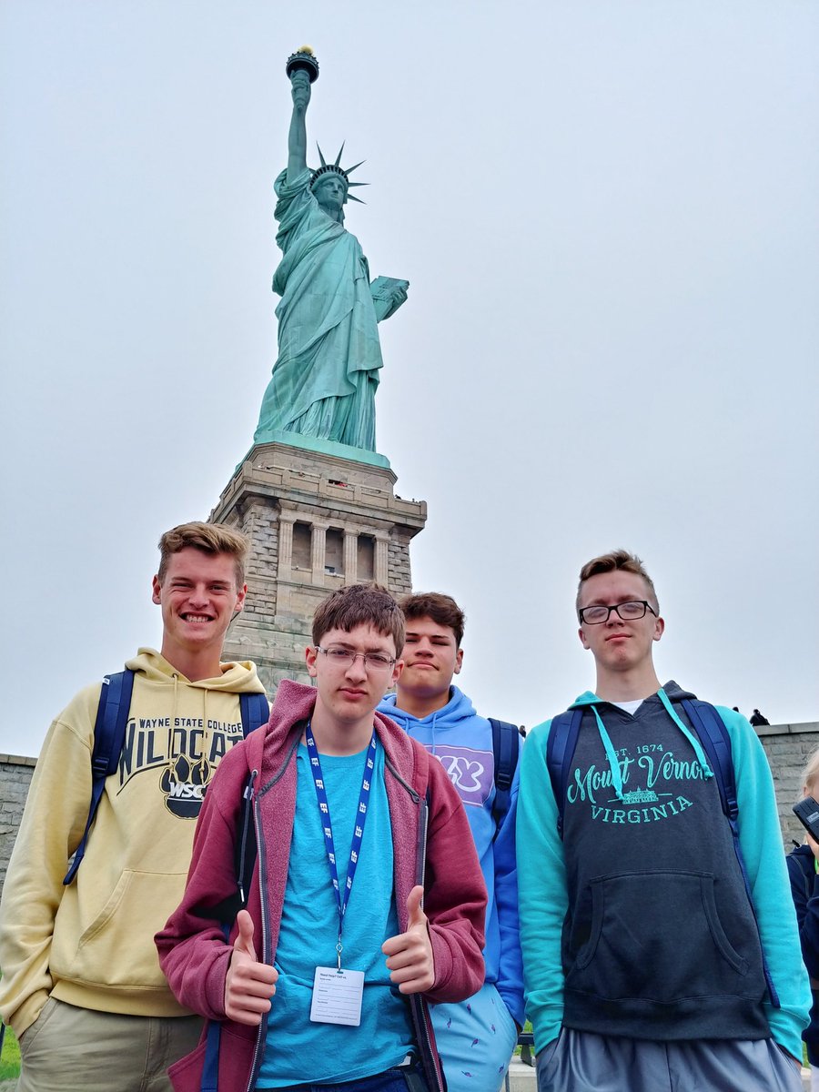 Thee_DoerrMan's tweet photo. The @CroftonWarriors saw the Statue of Liberty 🗽 and Ellis Island to kick off Day 4! #LotsOfHistory https://t.co/pawkGS4bbE