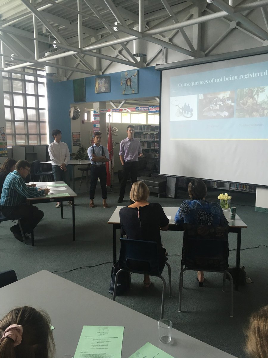 MHoweOCSB's tweet image. Big day today! Gr 12 students presented their solutions to a global issue at the Global Solutions Symposium! Special thanks to our judges from the community! #learningpartnerships #ocsbdl ⁦@ImmaculataOCSB⁩