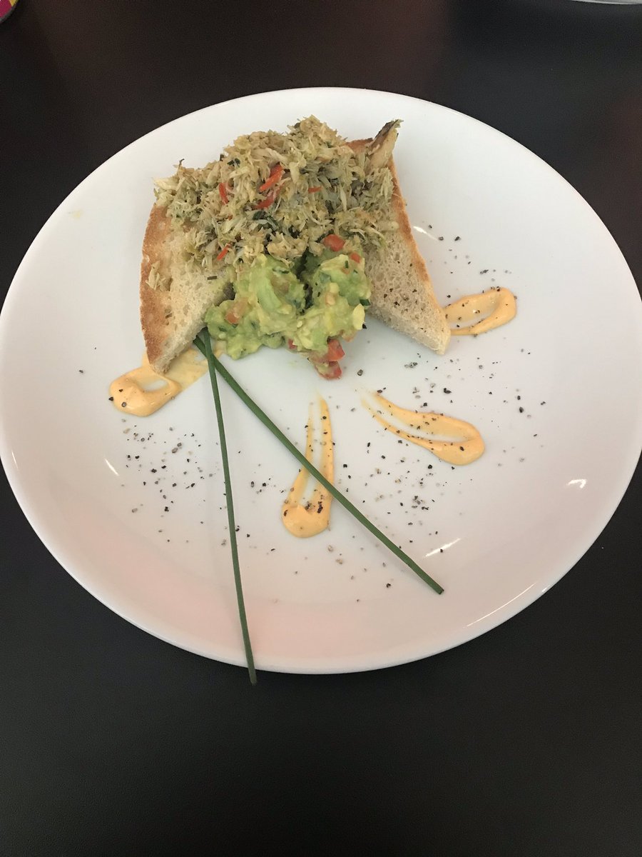 TheGuideLpool's tweet image. Amazing evening with @FrameworkLpl for their wine pairing evening. Wine in a can is the future! 🍷

Check it out this weekend!