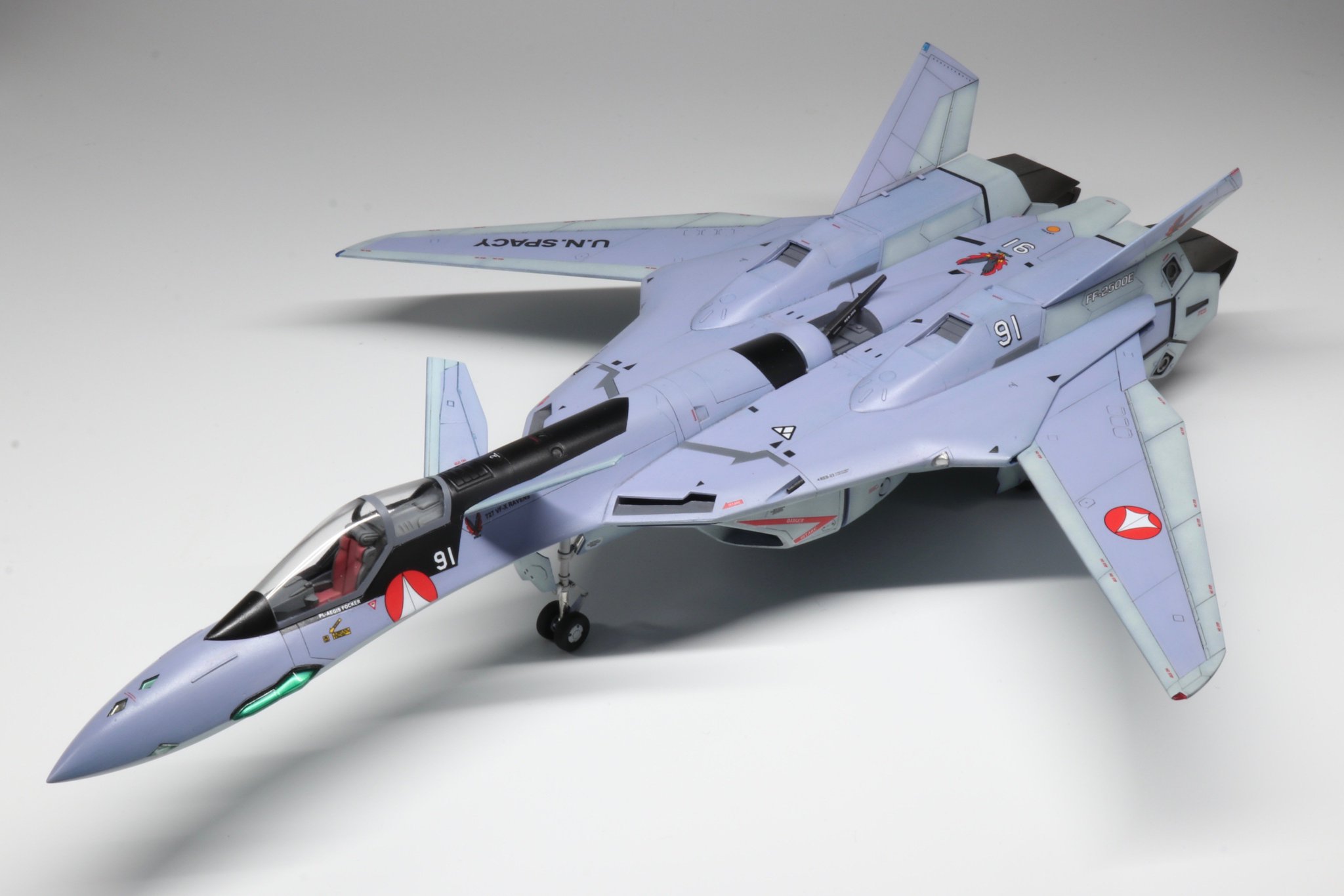 VF-19A ダイキャストモデル マクロス　VF-X2 1/144 ゲーム『マクロス VF-X2』に登場した「VF-19A」の“レイブンズ