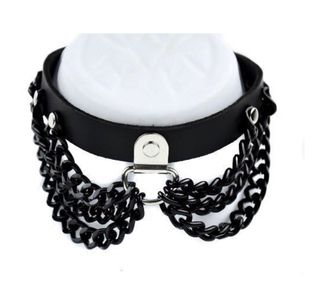 Black Chain Leather Goth Choker Necklace DysfunctionalDoll.com 
#choker #chainchoker #leatherchoker #dysfunctionaldoll #goth #gothic #gothjewelry #gothicjewelry  #alternative #alternativejewelry #punk #punkjewelry #metal #metaljewelry #dark #darkjewelry #macabre #macabrejewelry