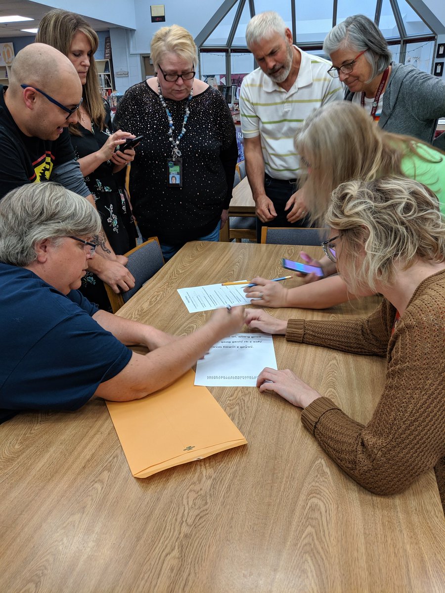 BSD_diglearn's tweet photo. Teachers at Bethel High School trying to save the world!
@BethelSD https://t.co/M04nUI6ZUE