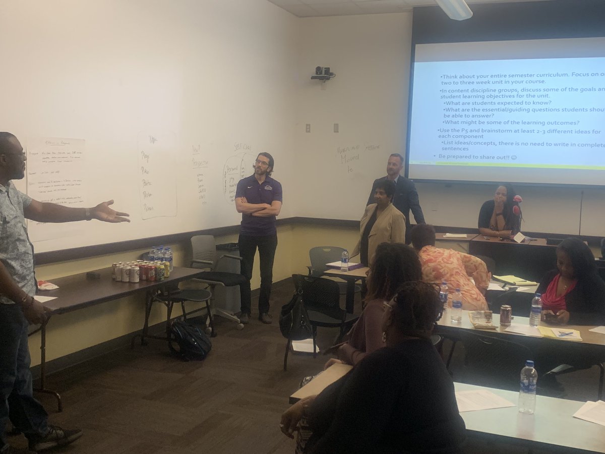 DrRob3000's tweet photo. I participated in a very informative workshop on Utilizing Archives and Directions in Black/Africana Studies led by Dr. Kim Butler, Associate Professor of History and Africana Studies, Rutgers University. #PVAMU #PVAMUAFAMStudiesInitiative #PVAMUHISTORY #PVAMUAFAMST2019INSTITUTE https://t.co/GyCp2UwcRJ