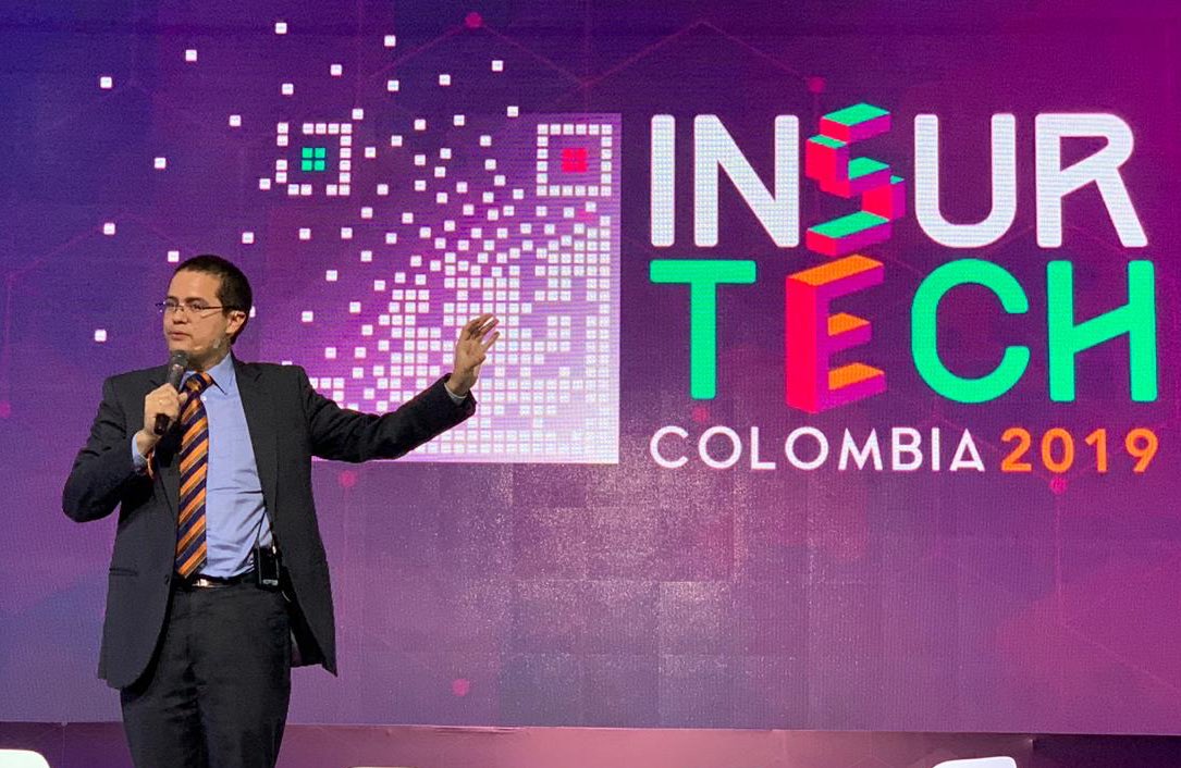 BOportunidades's tweet photo. #AEstaHora @freddykastro Director de @BOportunidades clausura #Insurtech2019 https://t.co/cALVpf6z6v
