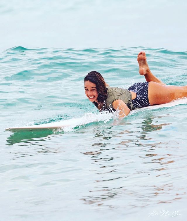 ‘Happy day’ Talking Heads One of the happiest smiles around Happy Birthday @lauremyr And Happy Friday all! bit.ly/2YTHBaQ