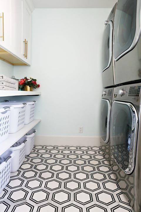 If you've got an hour to spare, it's time to cut it out! Clutter that is! Classy Clutter shares How To Declutter Your Home In Just One Hour. 

bit.ly/2Z1rjNw