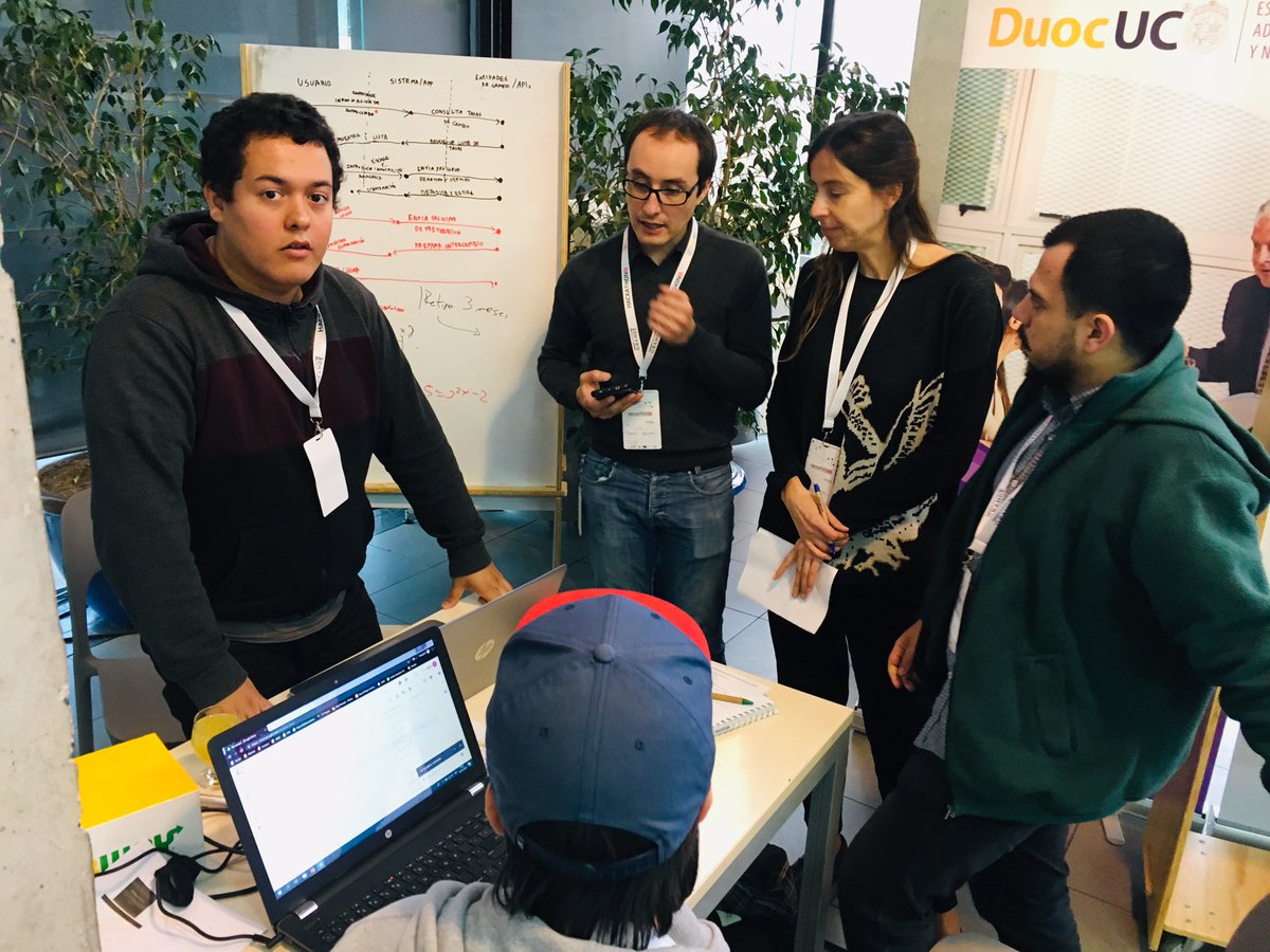 ClaudioAlcota's tweet photo. Continuamos en la 2da #HackathonCITT en @DuocUC junto a la empresa @citi en la etapa de “validación” 💪🏻💪🏻 ya queda menos para las presentaciones finales. https://t.co/PzvdAOZFKa