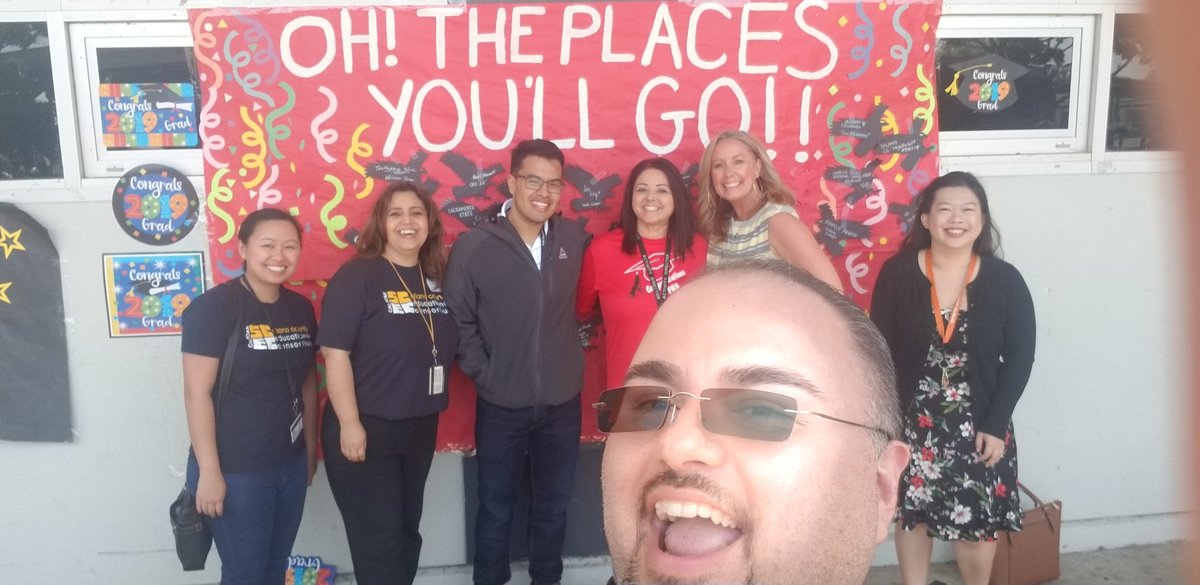 SolanoCountyRPC's tweet photo. Today we had our last decision day @gofairfieldhigh!!!! I wanted to thank @FHSCollegeCntr,  Ervin, and @quijas_fhs for making today a success.  I also want to thank @KristenWitt13 for checking out our event. #PinningoftheFalcon #SCEC @TeresaRamirezAD https://t.co/DClEyvSjuU