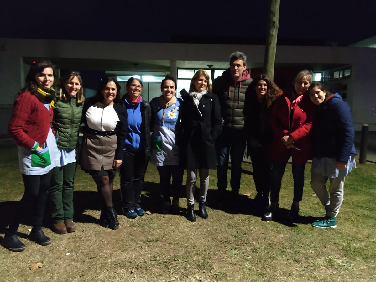 silandeluca's tweet photo. Ahora en Jardín de Infantes 909 de Saladillo compartiendo cierre proyecto "pintando los cielos" https://t.co/PUTlY8KfBB