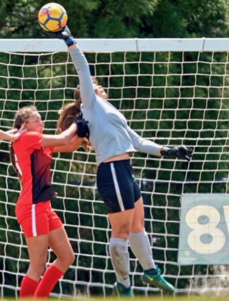 untdsoccer_ccsc's tweet photo. Our United Soccer Alliance GDA goalkeeper Alia Skinner was named the Top Drawer Soccer/Thinx Club “Player of the Week” on May 29, 2019! Alia is also a member of the U.S. U-16 and U-18 National Teams and is verbally committed to play at VA Tech University. #ccscpride https://t.co/ueKEBSu6dk