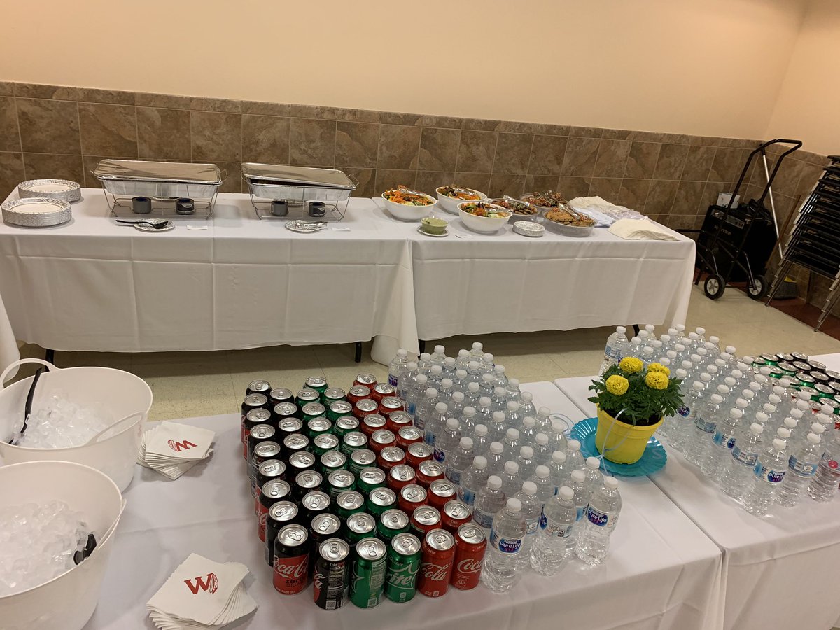 PerryWhs's tweet photo. @WeehawkenTSD the cafeteria is transformed into a wonderful banquet hall for the Academic Awards Night...amazing work @SWeehawkenhs @MsMonty207 @ParkinsonTeach @RobFerullo4 @FAmato53 @WHSGuidance53 @C_Lista_WHS #WeeWork #WeeHonor https://t.co/dmUMrSDp3O