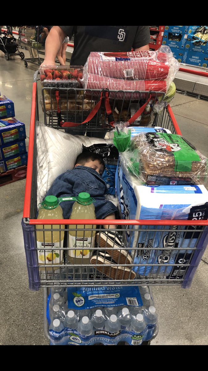 Shortylvn01's tweet photo. @BWELLatCWELL Sometimes Wellness means juggling healthy food shopping and a sleepy toddler. #WellnessMommy #CarlsbadCA https://t.co/N49rGBJwPp
