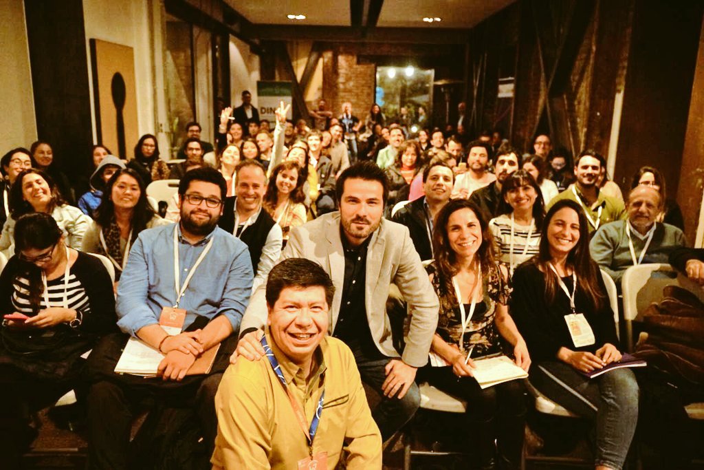RafaelValek's tweet image. Cumbre Lationamericana de Coworking
1era presentación a colegas de #Latam
Networking del bueno entre #coworks #CumbreLatco #Corfo