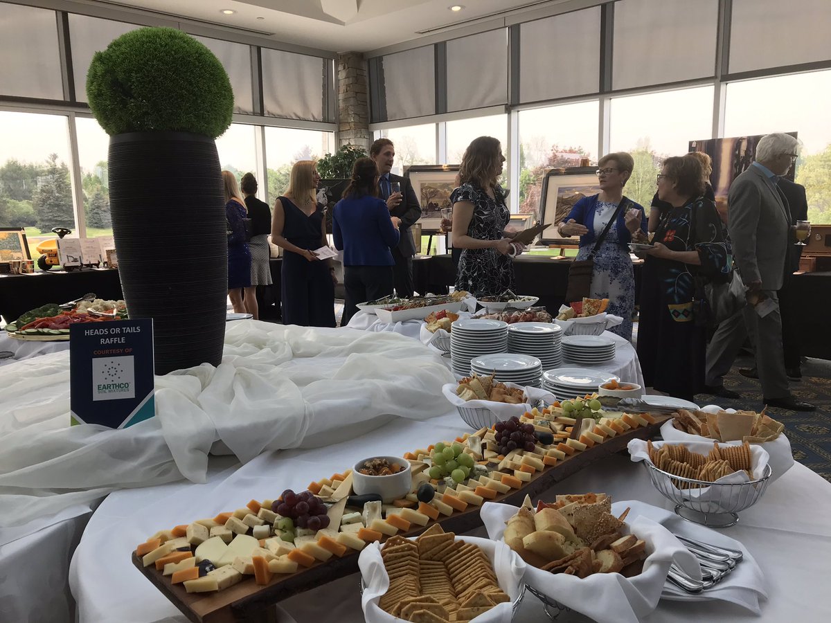cvcfoundation's tweet photo. Cocktail reception is well underway at #ConservationGala! Huge thank you to @itsmylakeview for sponsoring this portion of the night!💚 https://t.co/todM8Uwq2J