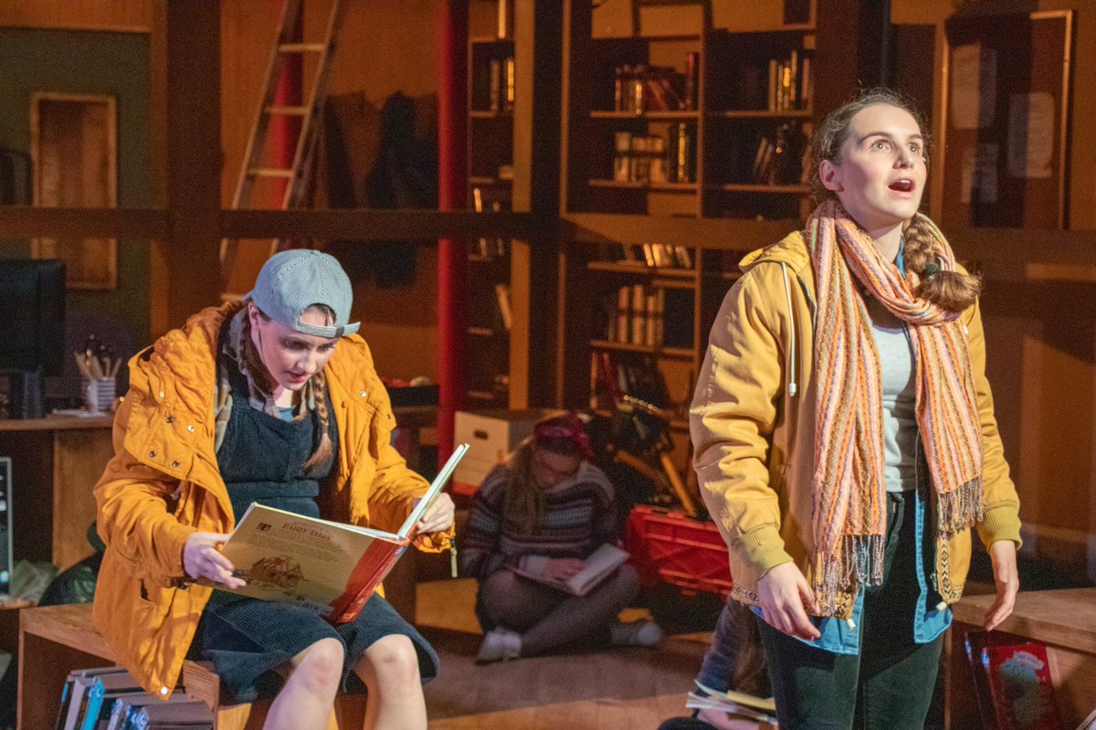 nonobaguette's tweet image. Only two more shows to catch our ‘Into the Woods’ directed by the super cool @AdamLenson 
You don’t want miss it! #notrees #nogreen