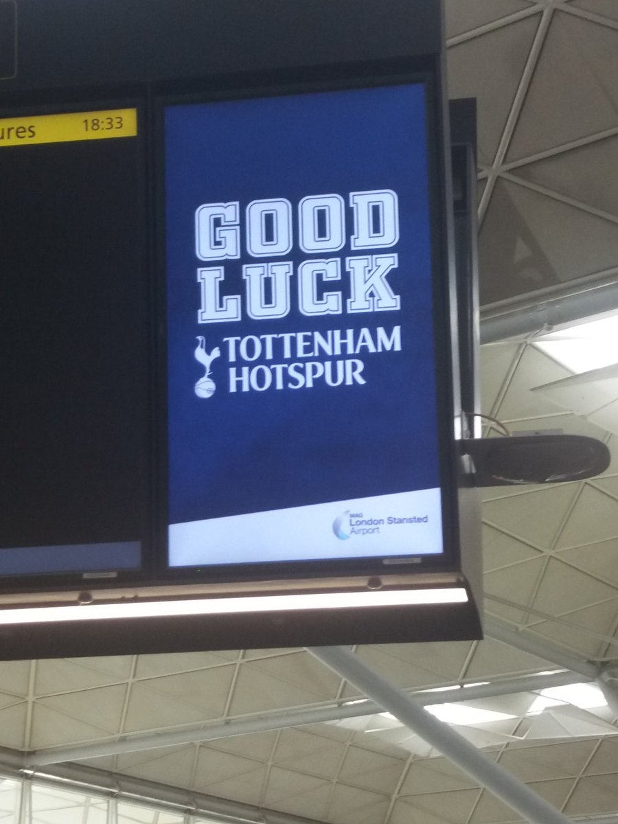 HowardKemp's tweet photo. Stansted this evening https://t.co/HdRcJPKivn