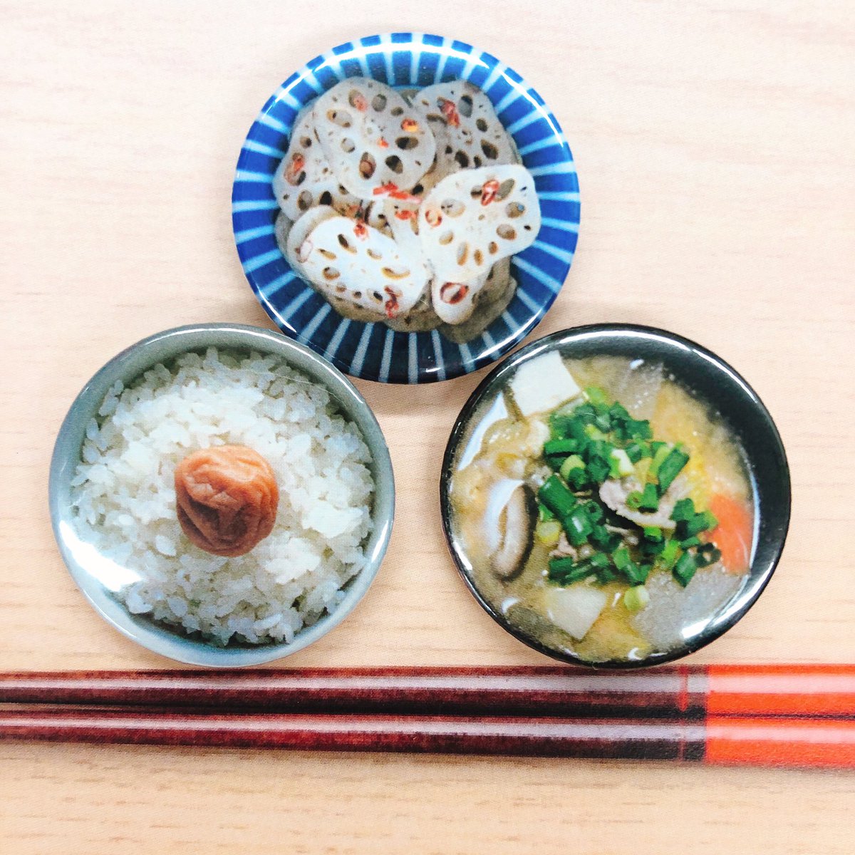 缶バッジの達人 公式 缶達 على تويتر おはようございます 本日の 朝ごはん缶バッジ はこちら れんこんのピリ辛きんぴら 鷹の爪がアクセント イラストや写真を使って 缶バッジ飯テロ 企画やっています 缶バッジの達人 飯テロ 缶バッジの達人 公式 缶達 على تويتر おはようございます 本日の 朝ごはん缶バッジ はこちら れんこんのピリ辛きんぴら 鷹の爪がアクセント イラストや写真を使って 缶バッジ飯テロ 企画やっています 缶バッジの達人 飯テロ