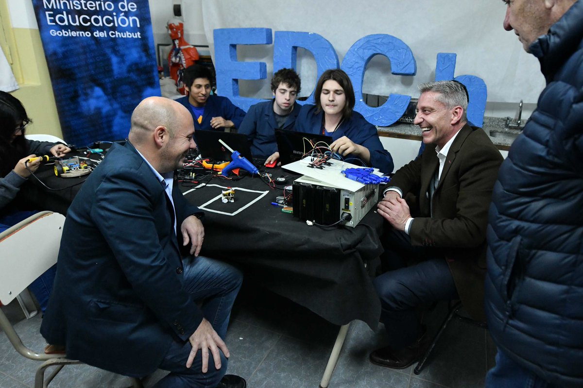 #Chubut <a href="/arcionimariano/">Mariano Arcioni</a> “En mi Gobierno no se cerrará ninguna Universidad” ➡️ bit.ly/2wuqJeY