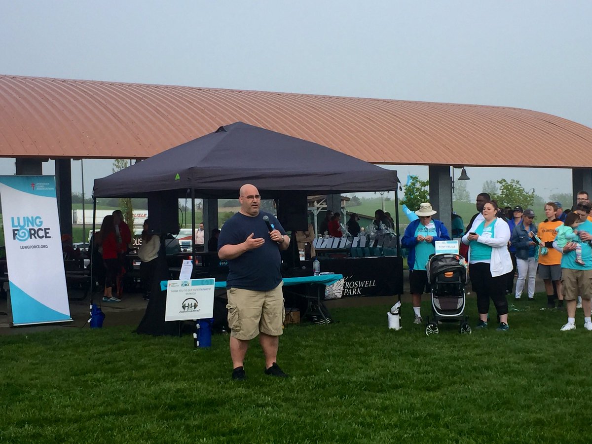 BCBSWNY's tweet photo. Bob Ruocco, Vice President, Chief Information Officer, and Team Captain for the #FearlessForce kicked off the Buffalo @LUNGFORCE Walk with opening remarks. #LungForce https://t.co/GF27KEh4cj